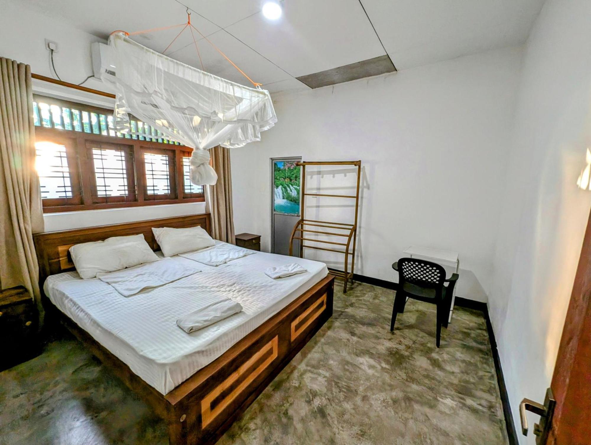 Costels Weligama Hostel Εξωτερικό φωτογραφία